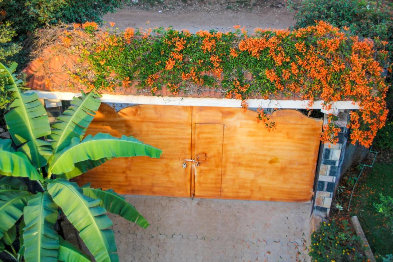 Bed and Breakfast The Shoebill Nest Kampala Exterior foto